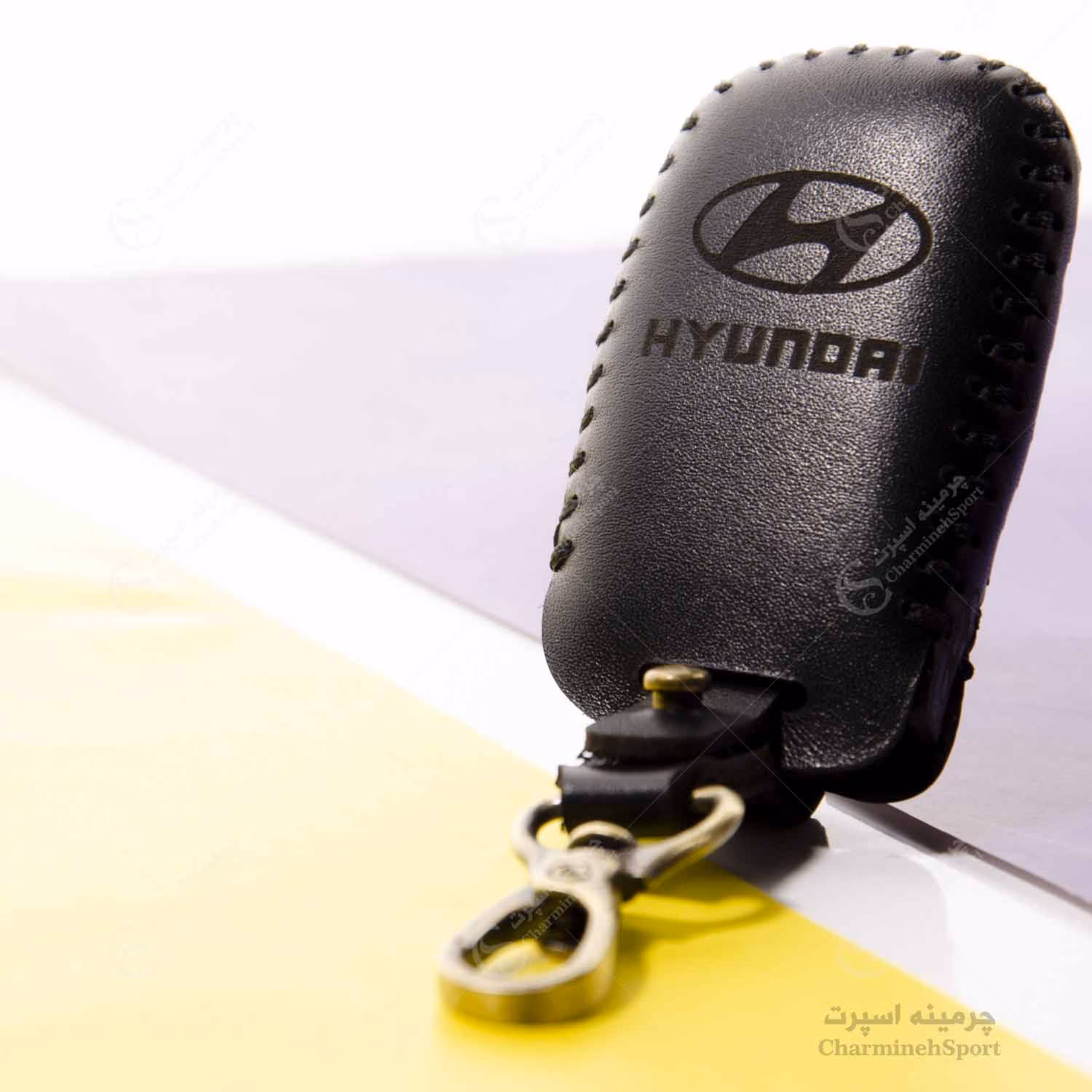 جاسوییچی چرم طبیعی گاوی مشکی مناسب هیوندا کج