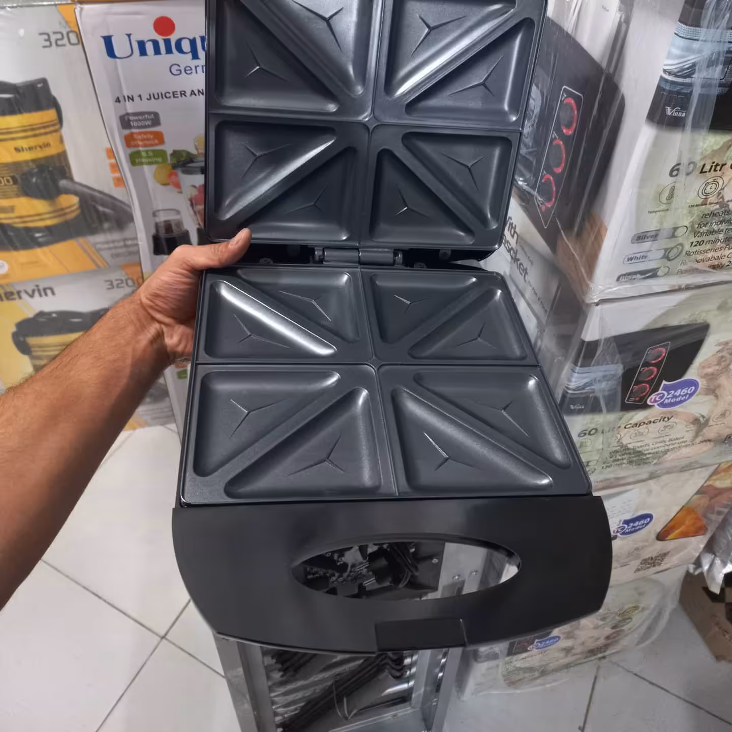 ساندویچ ساز 4خونه دسینی