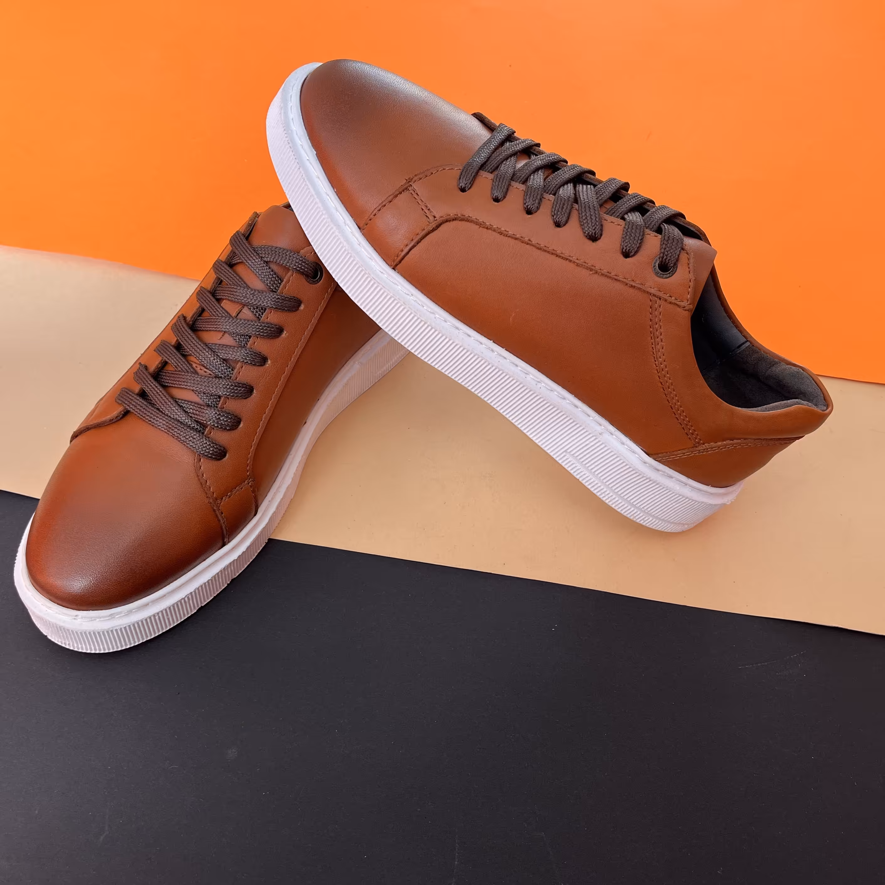 کفش چرم مردانه ونس شیک و راحت مناسب روزمرگی