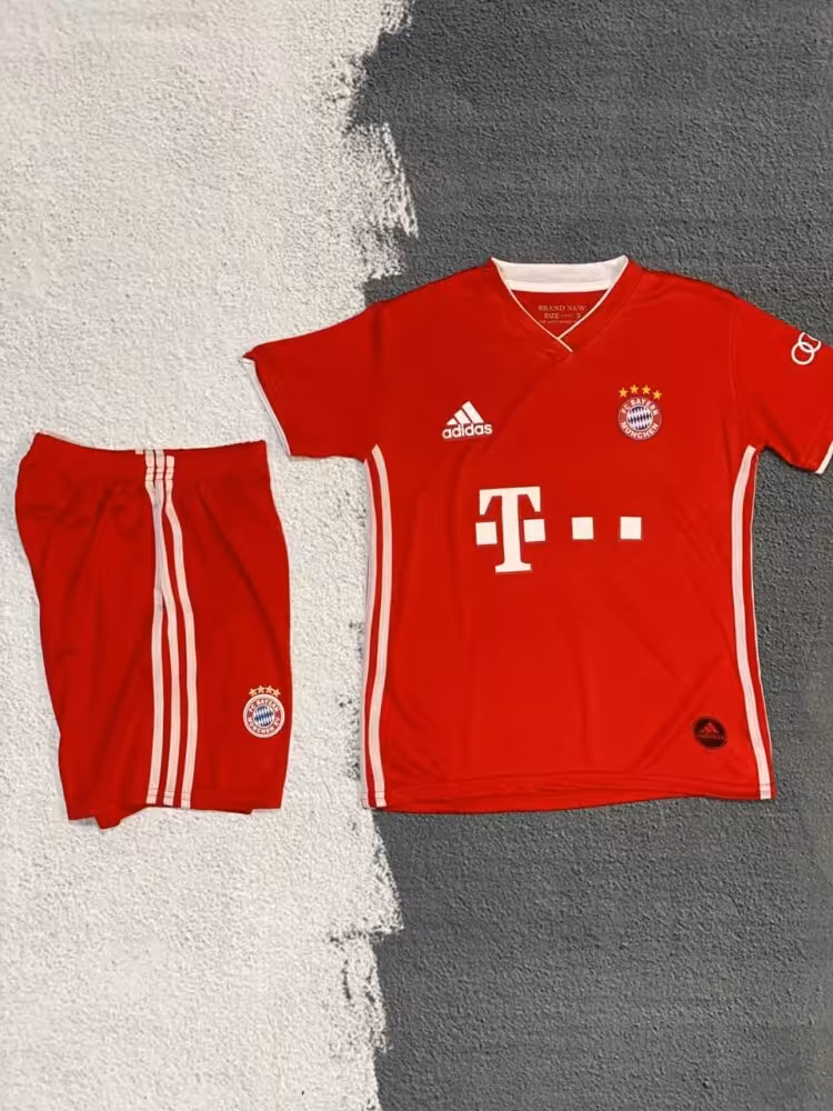 کیت اول بایرن مونیخ کد 9674