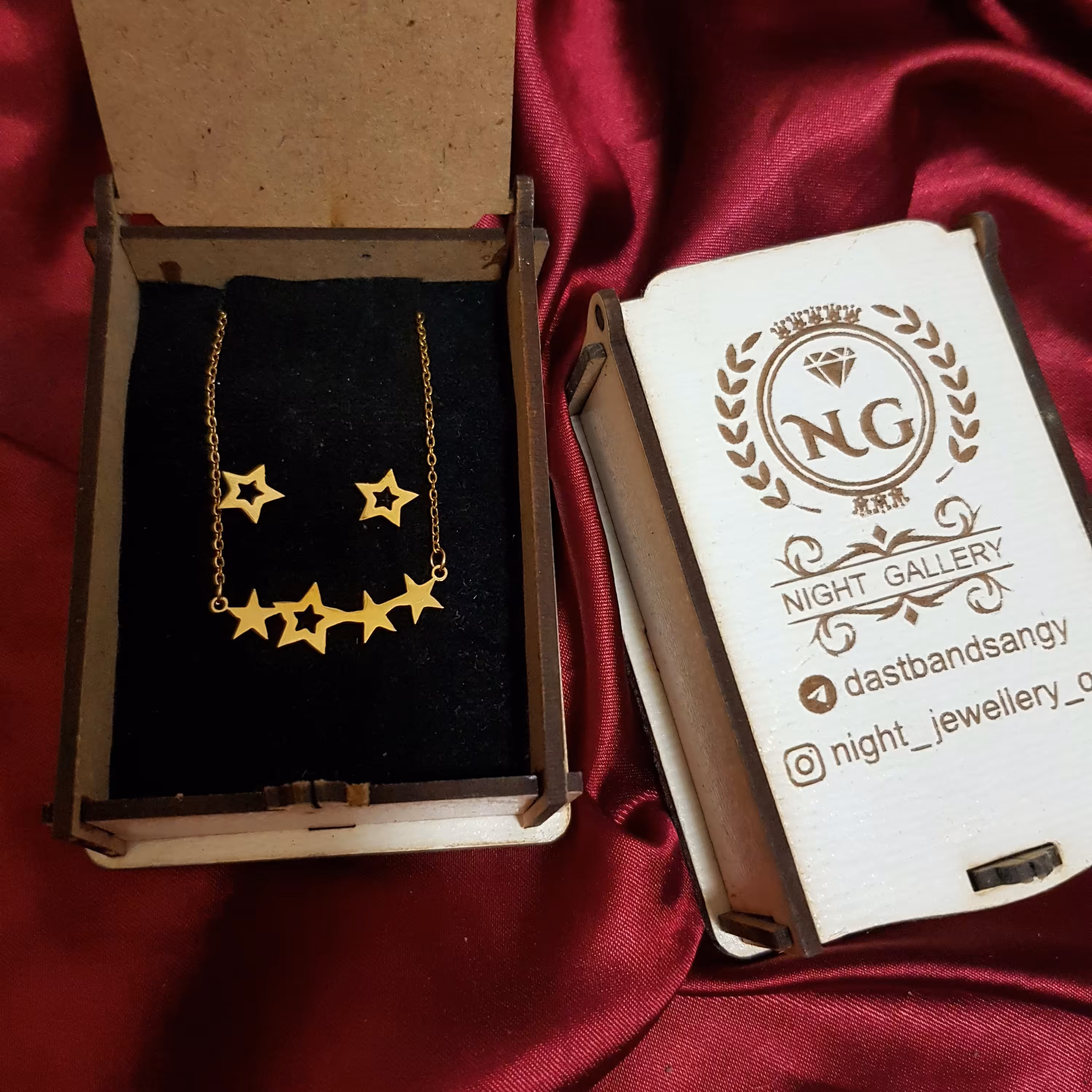 نیم ست ستاره طلایی