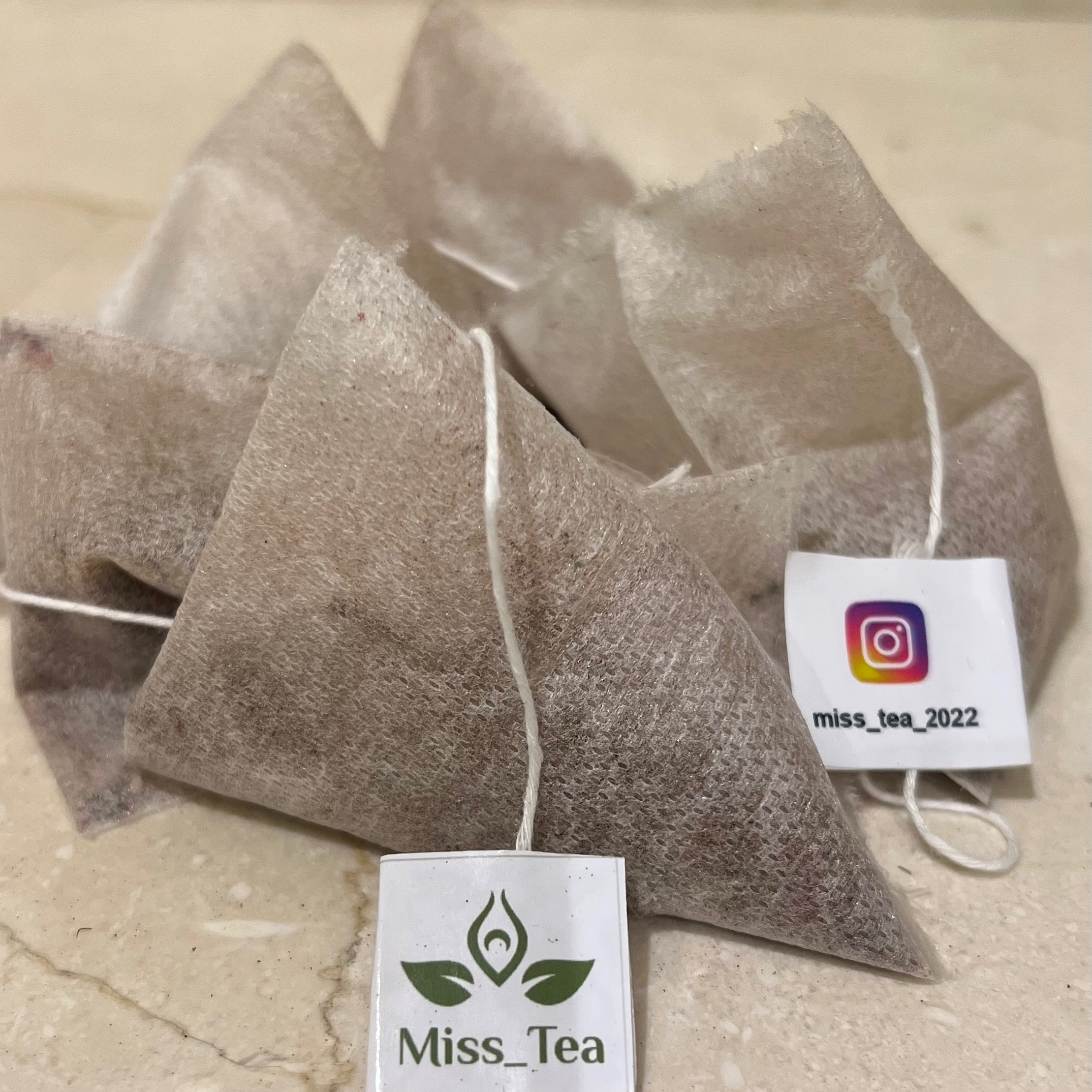 دمنوش دتاکس (تی بگ هرمی) بسته 15 عددی مخصوص پاکسازی وجود از سموم و تصفیه خون