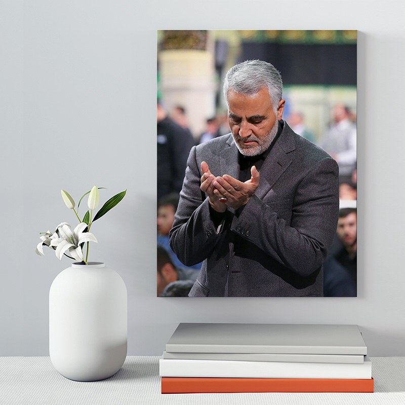 تابلو شاسی طرح سردار سلیمانی کد 152 سایز 20 در 25