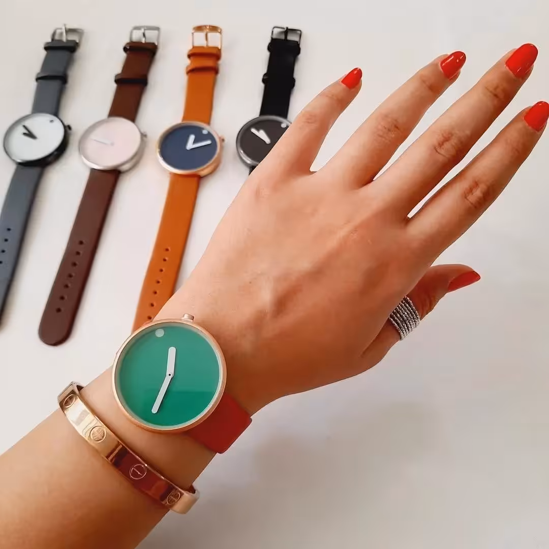 ساعت اسپرت بسیار شیک و با کیفیت