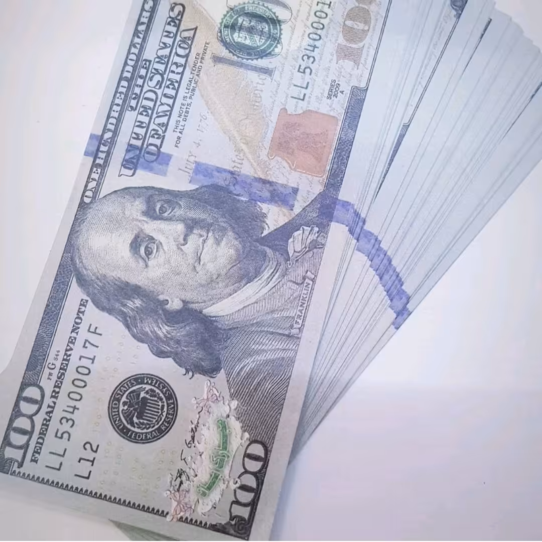 دلار بدل بسته 100 عددی