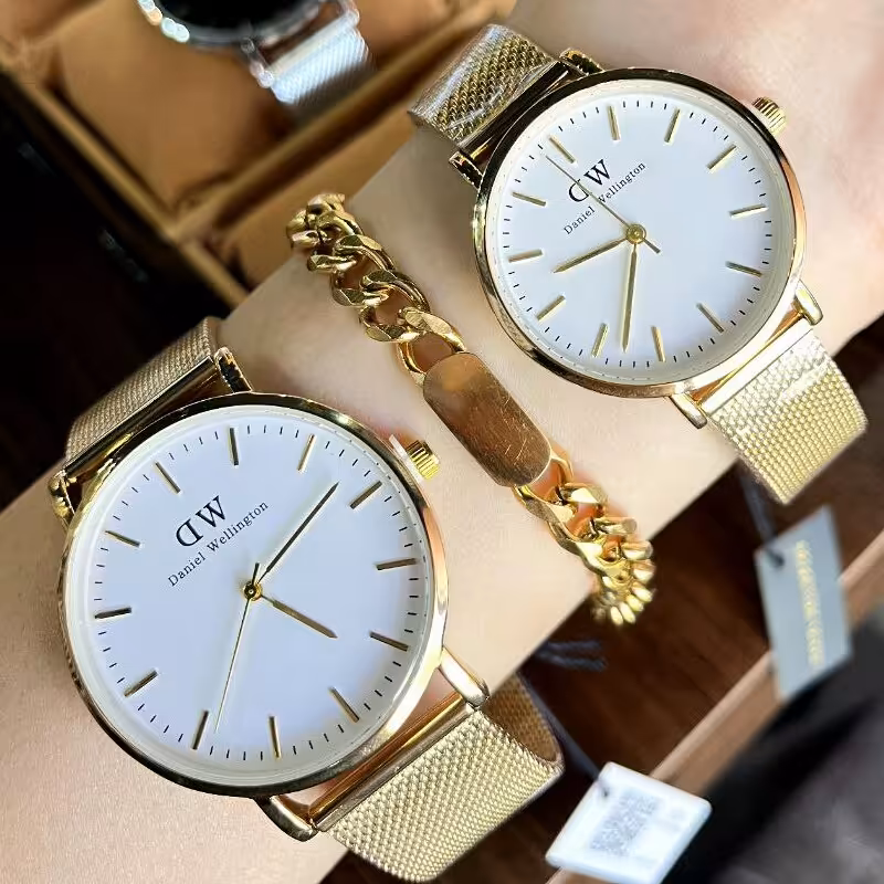 ست ساعت مچی زنانه مردانه بند حصیری رنگ ثابت ضداب دنیل ولینگتون دارای 6 ماه گارانتی موتور Dw
