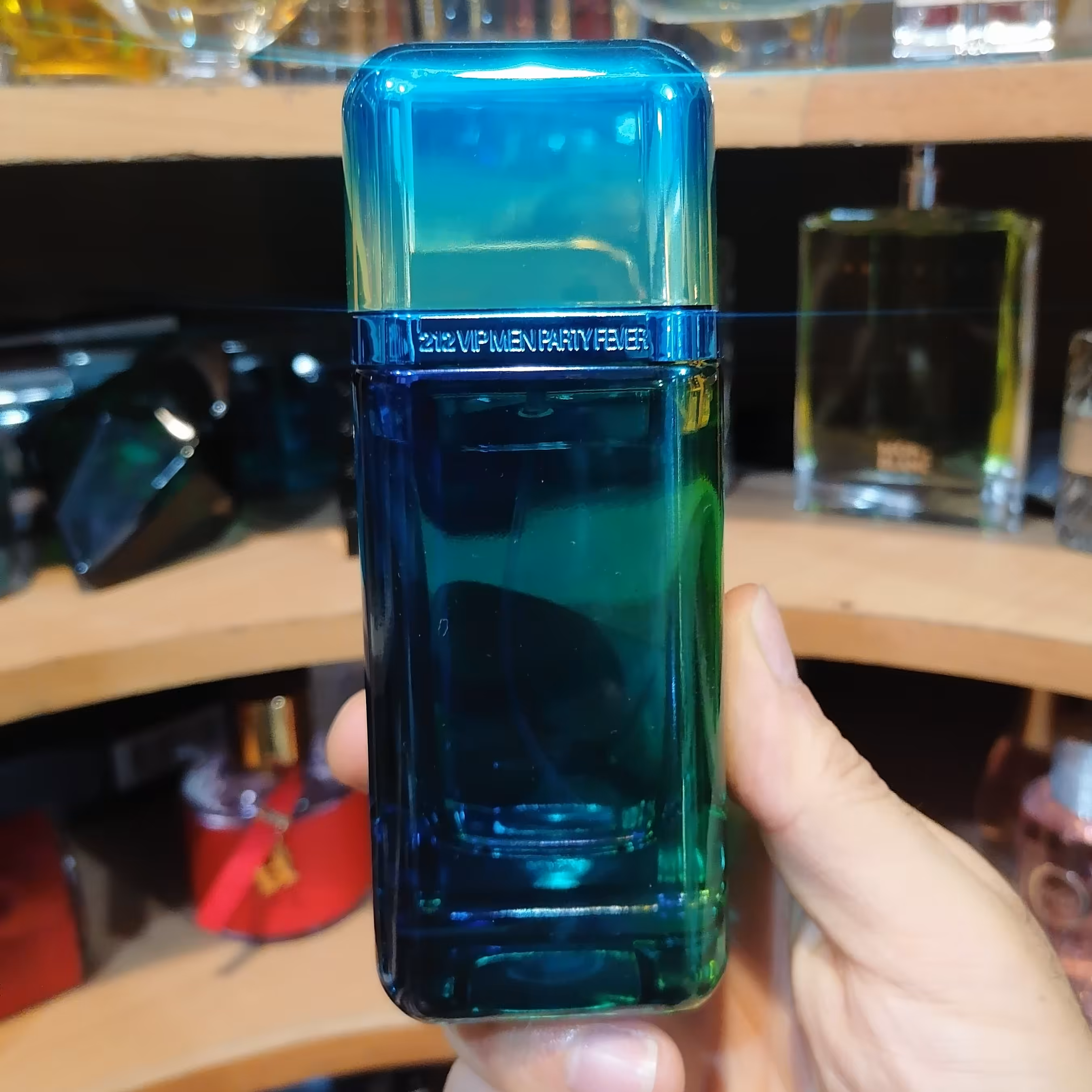 ادکلن مردانه 212 پارتی فور مردانه سبز 212 party fever 100ml