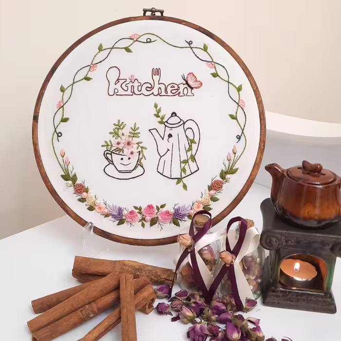 دیوارکوب گلدوزی طرح آشپزخانه 