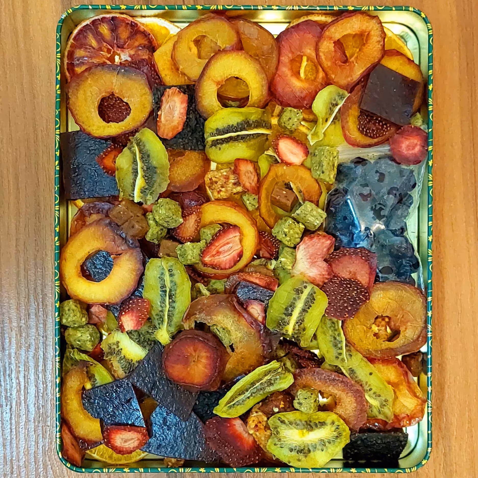 میوه خشک باکس  ترش 300 گرمی نانا