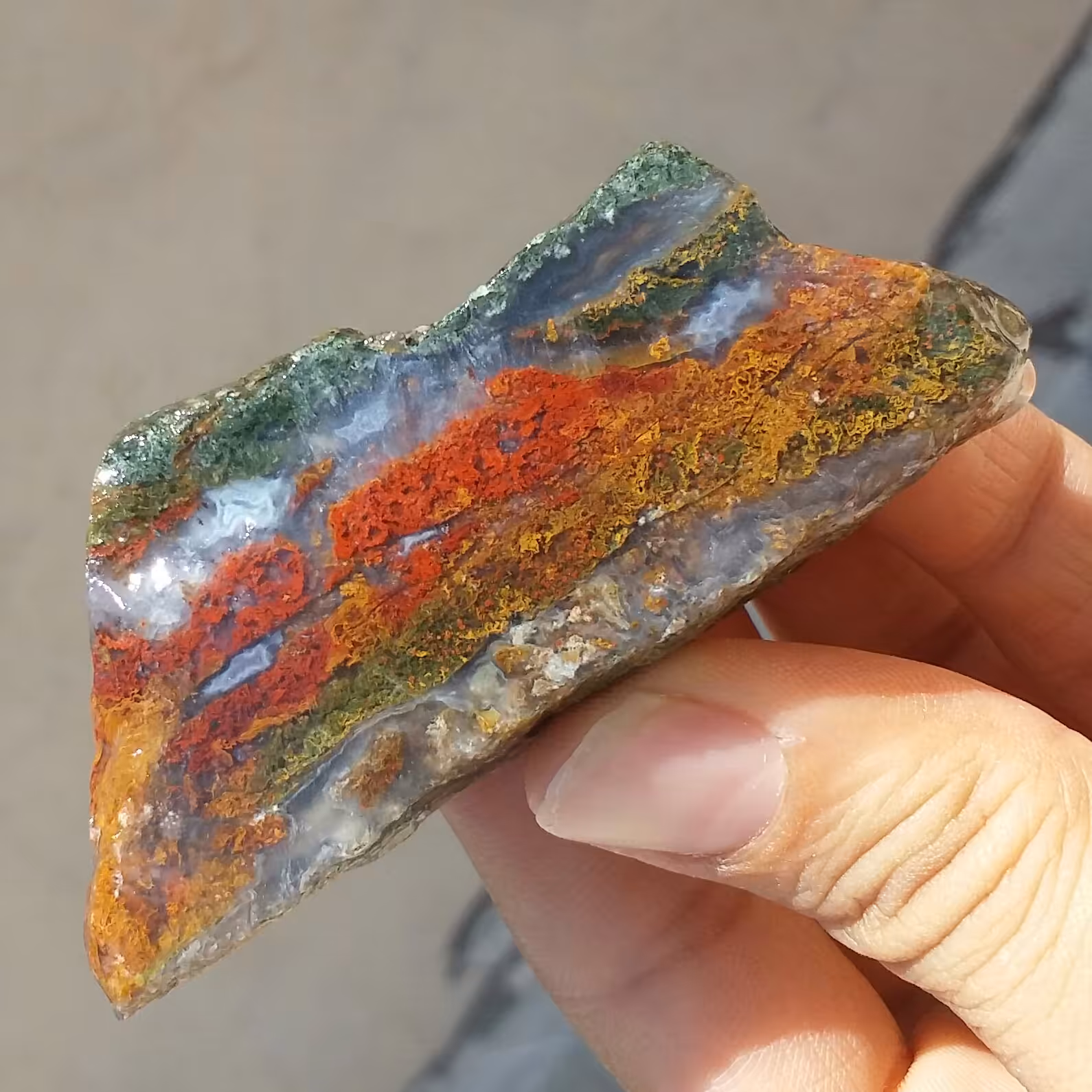 اسلایس سنگ راف عقیق منظره 7 رنگ محشر 100 در 100 طبیعی شاهکار خلقت
تابلو نقاشی طبیعی
با قابلیت ساخت چند نگین محشر
کد10502