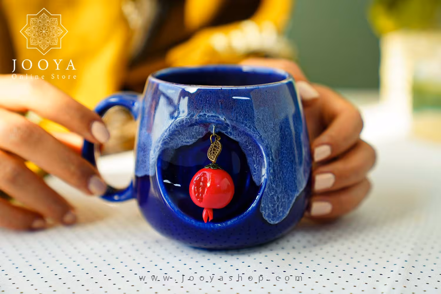 ماگ سرامیکی دسته دار لورل