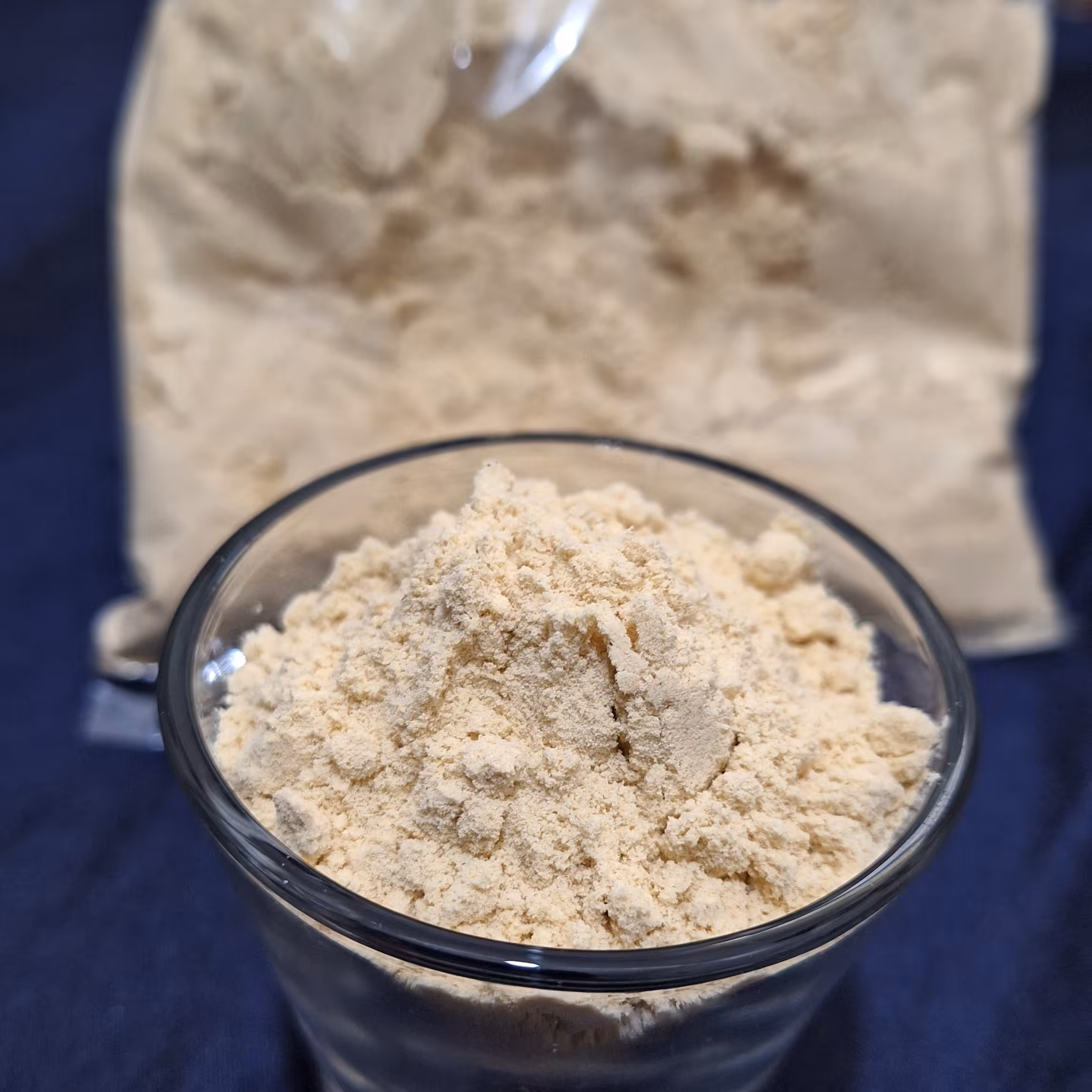 پودر زنجبیل درجه یک اعلا در بسته بندی 100 گرمی