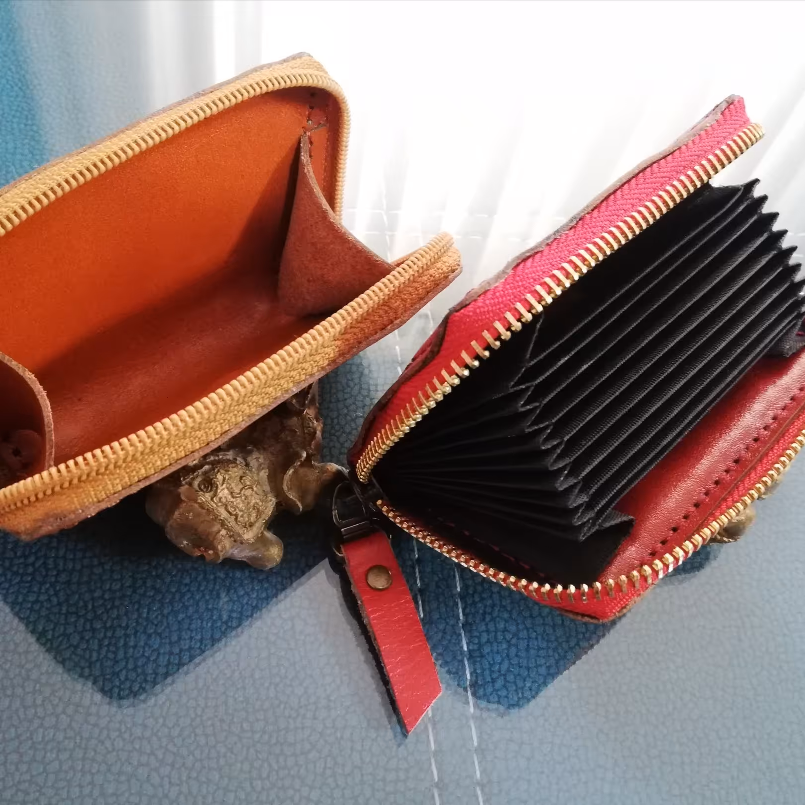 جاکارتی  دور  زیپ