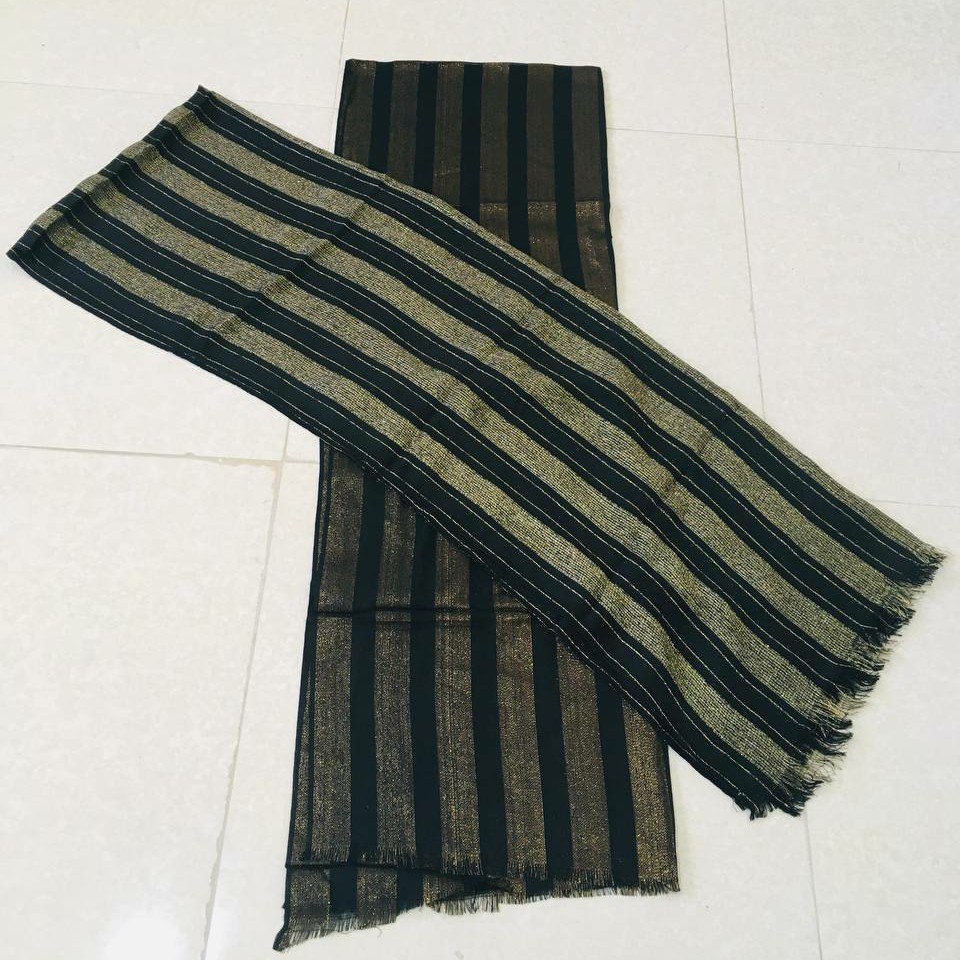شال نخی کار شده