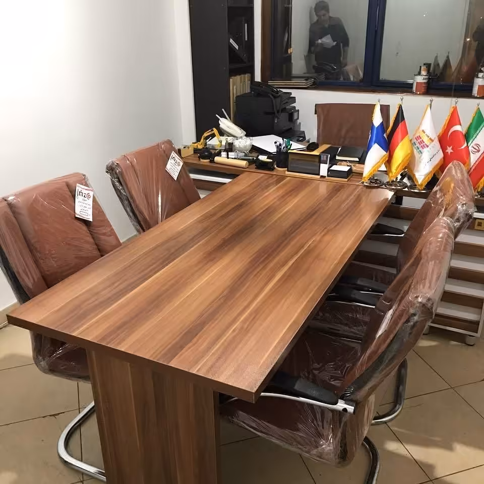 میز اداری کنفرانس