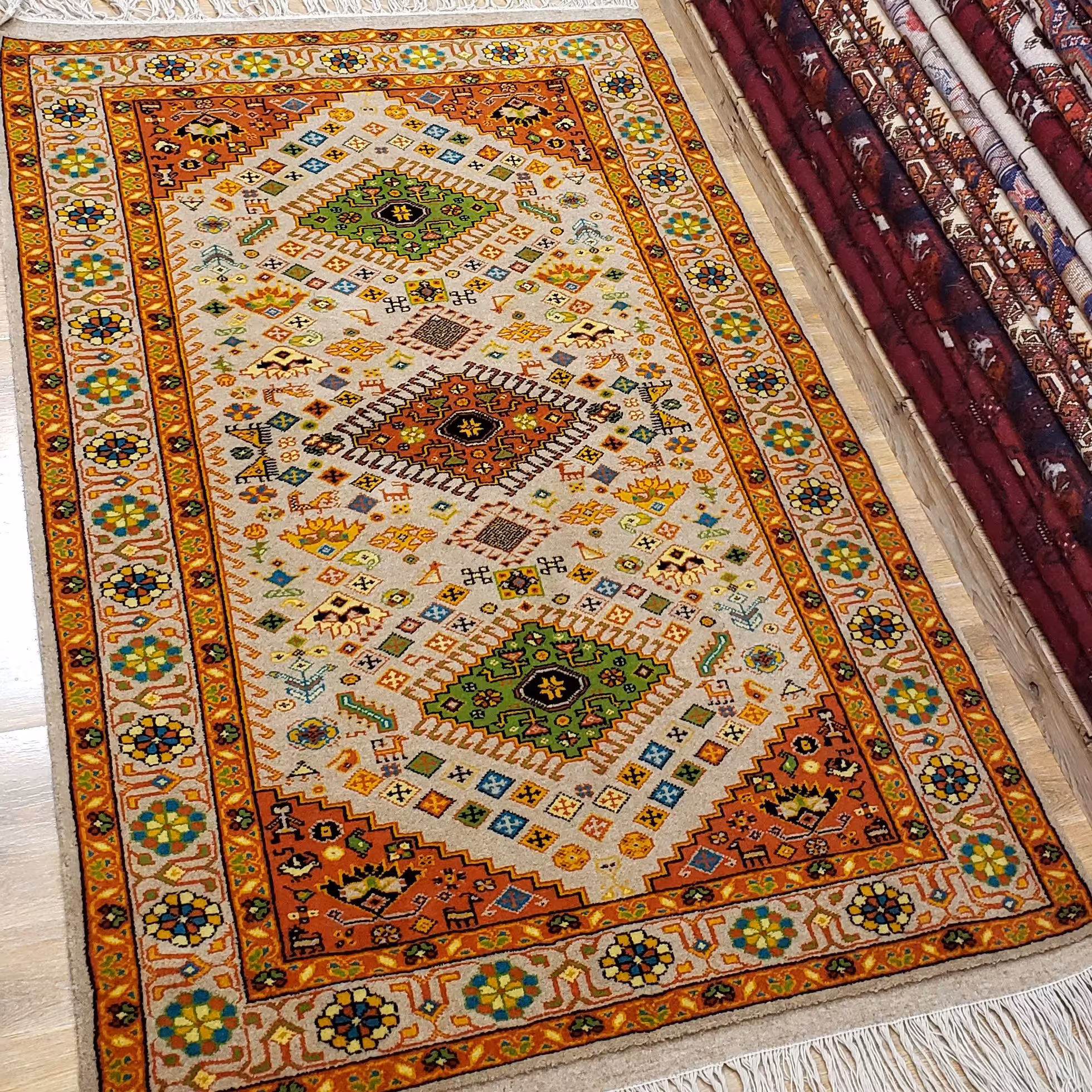 قالیچه دستبافت ترکمن 2 متری اعلا، طرح کشکولی، ریزبافت، پشم ،ارسال رایگان