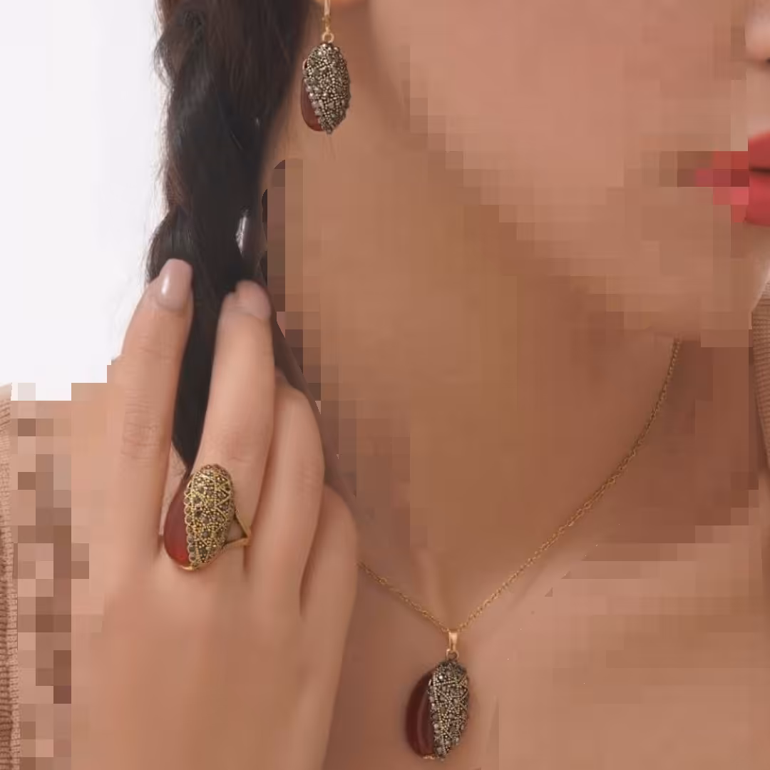  نیم ست  عقیق وارداتی (با جعبه جواهر) نگین مارکازیت رنگ ثابت با طرح سیاه قلم ضد حساسیت کیفیت آبکاری عالی