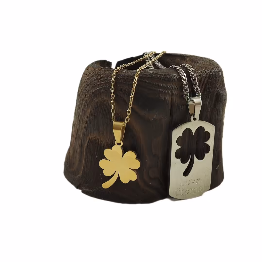 ست  عشق طرح شبدر  استیل رنگ ثابت طلایی و نقره ای