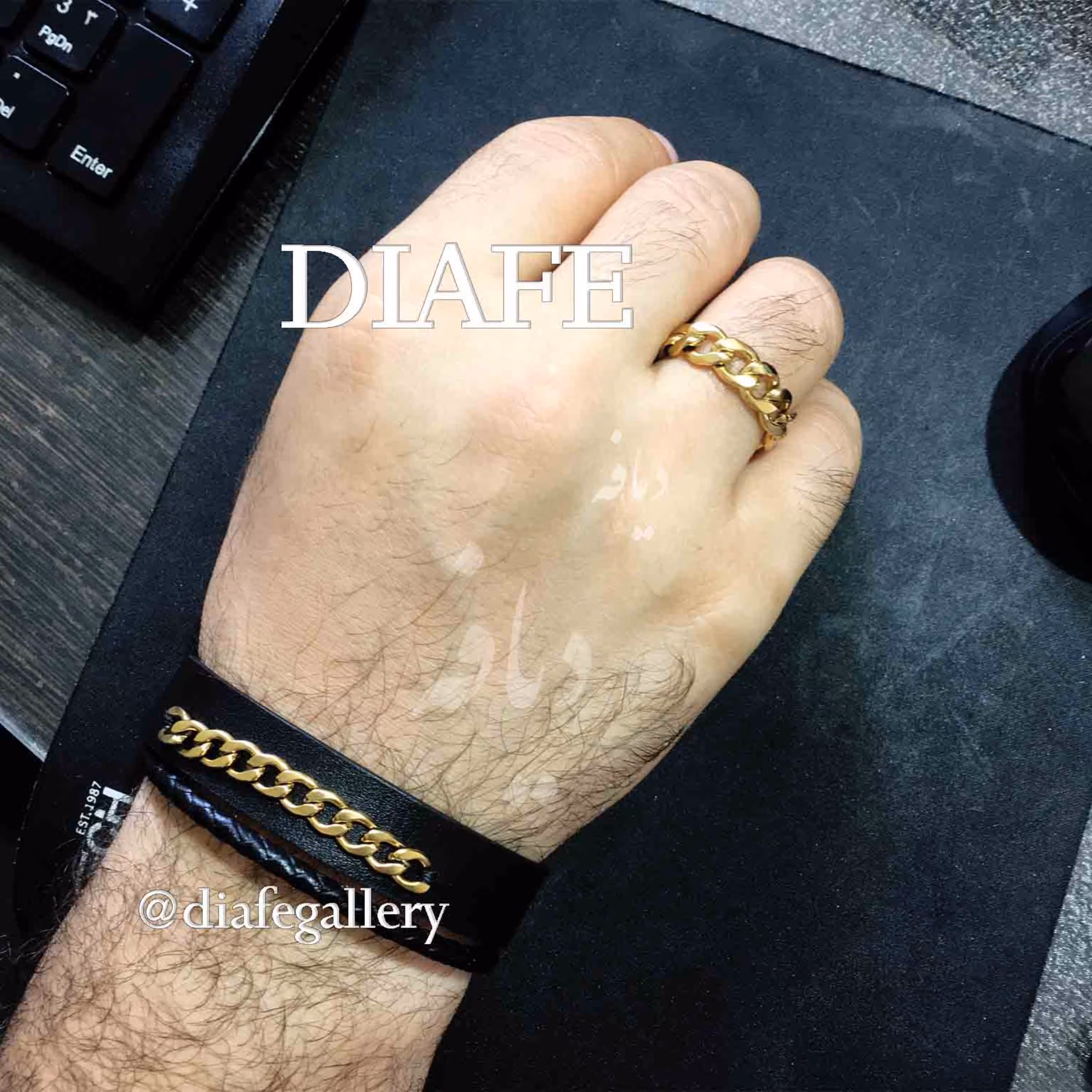 ست انگشتر کارتیر و دستبند چرم کارتیر قفل استیل - چهار رنگ چرم مشکی و قهوه ای سوخته و قهوه ای و قرمز