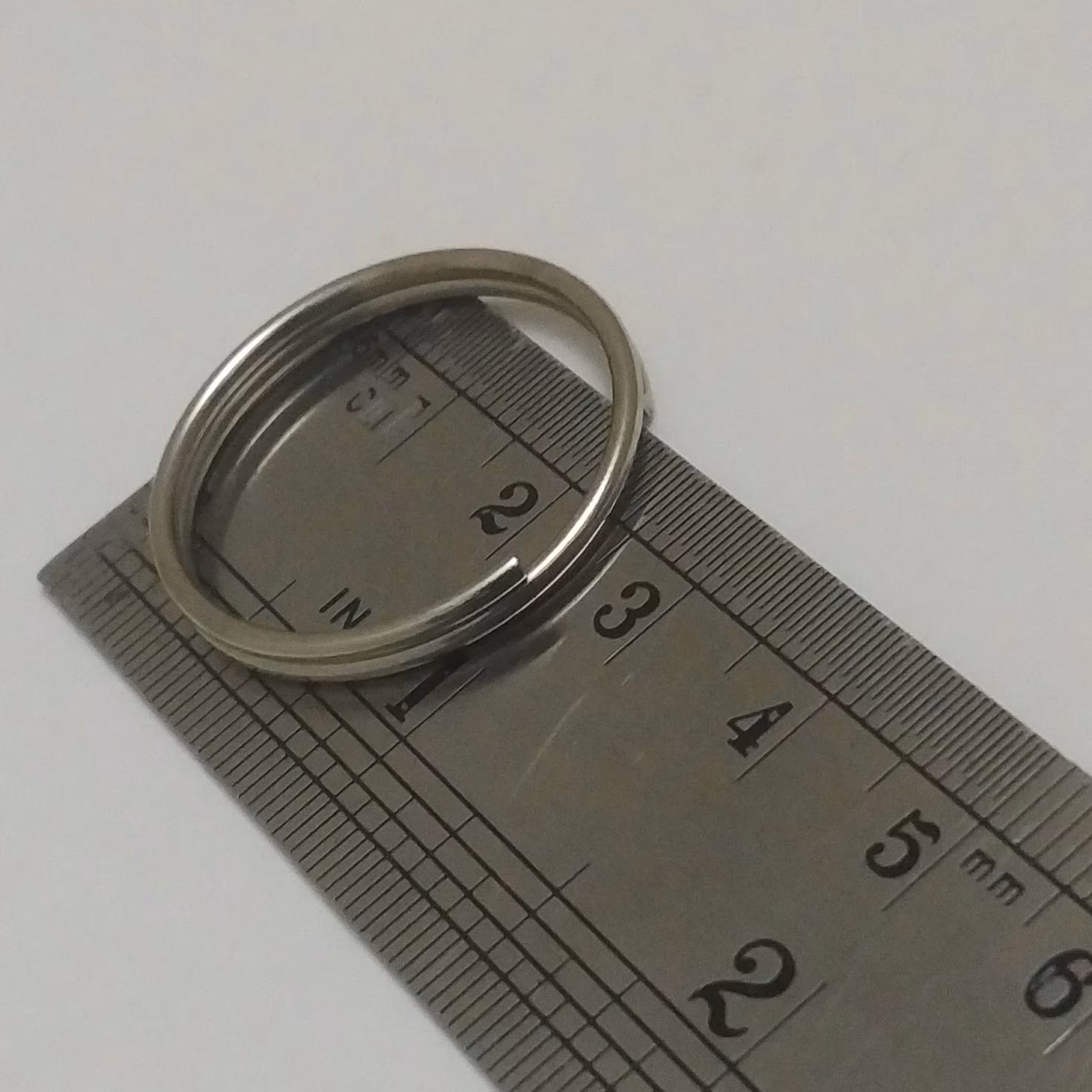 بسته 200 عددی حلقه جا کلیدی و جاسوئیچی بدون زنجیر 