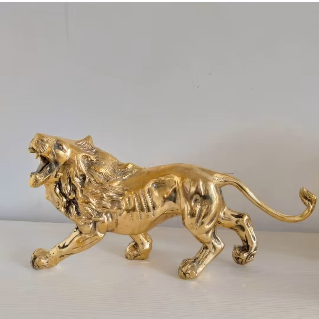 شیر برنز،سنگین وزن