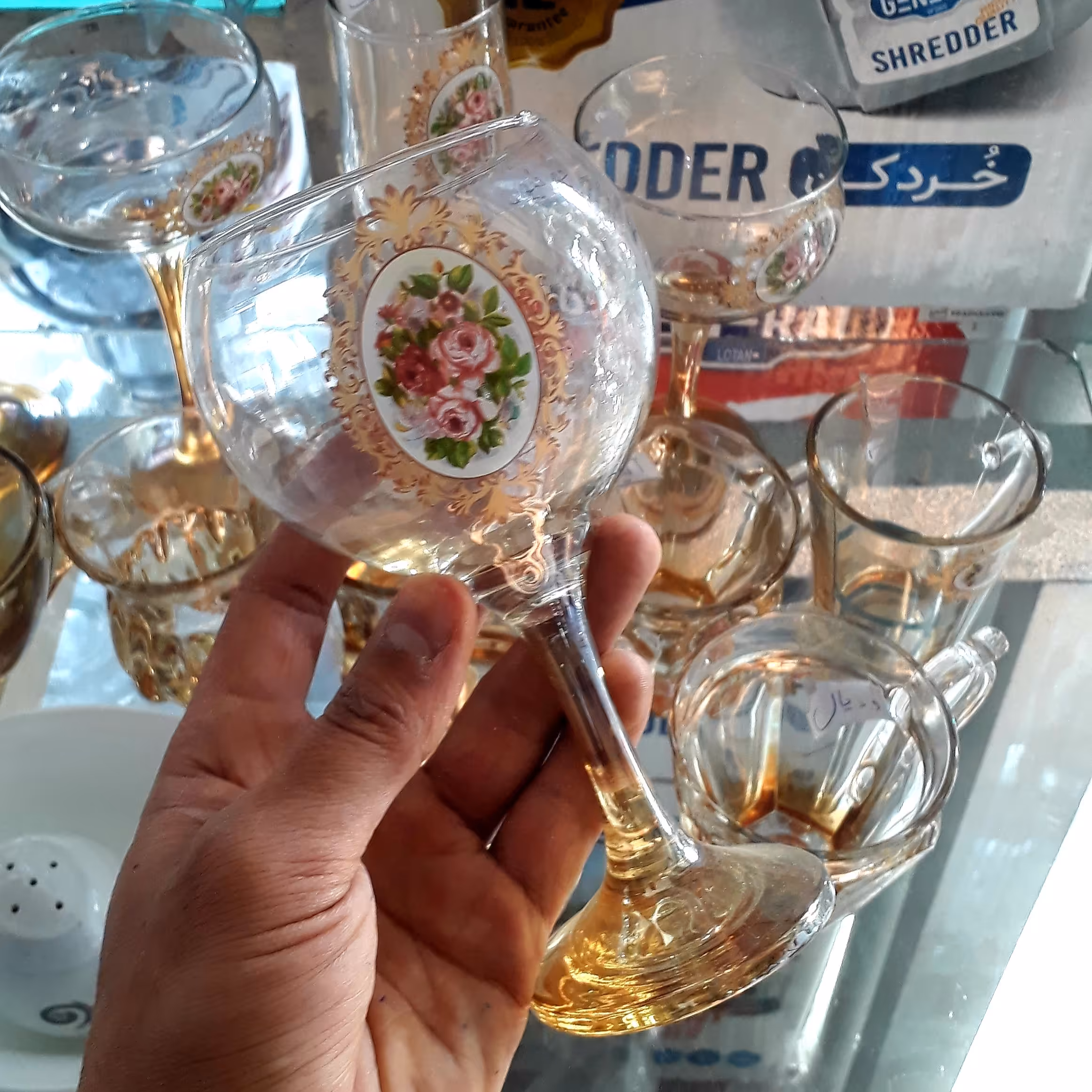 جام بلور عسلی چاپ گلدار 