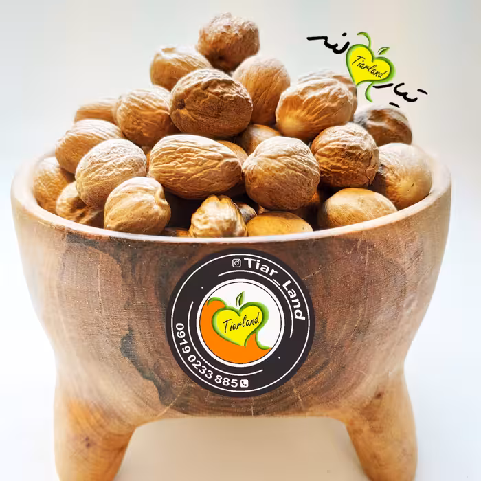 جوز هندی فروشگاه تیارمزه، درشت با کیفیت اعلا ، فاقد سوراخ و کرم خوردگی
