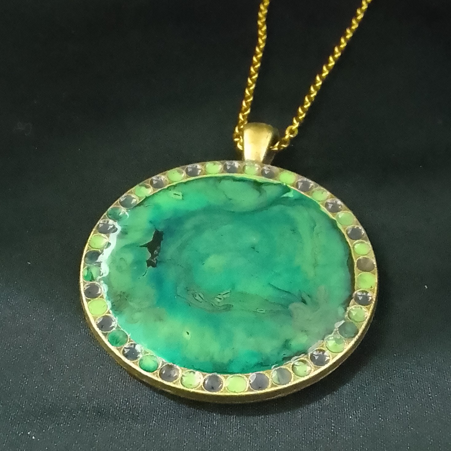 گردنبند دایره ای