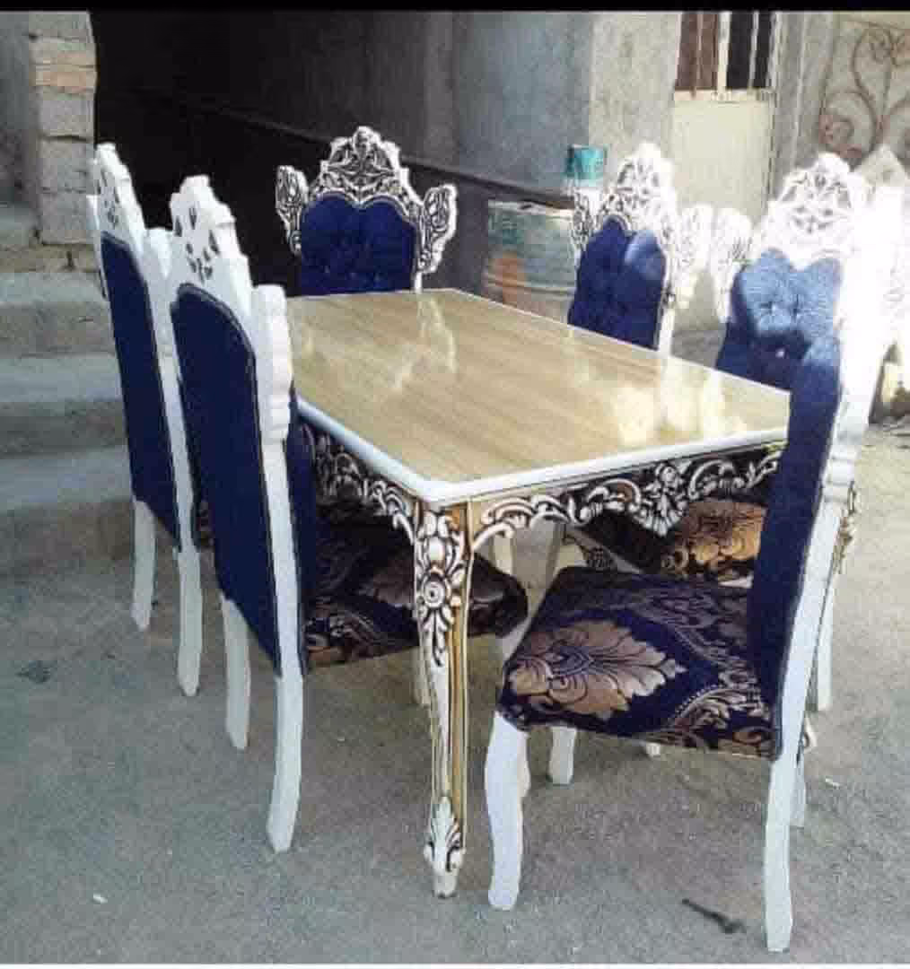 میز ناهارخوری قابدار