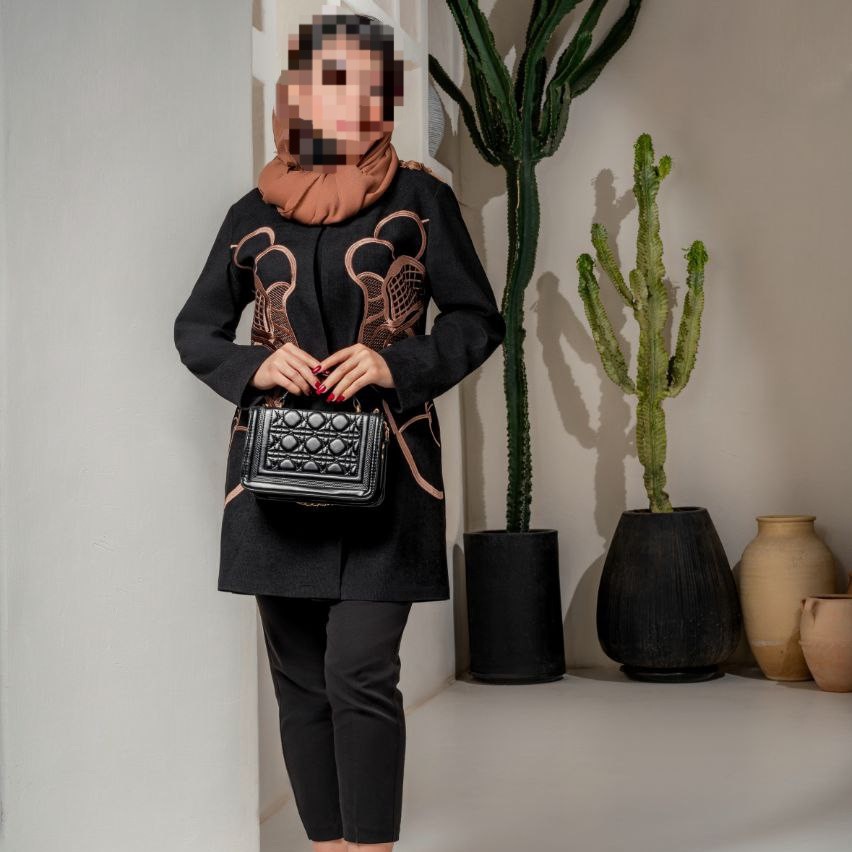 مانتو پاییزه شیک و خاص
سایزبندی 38 تا 50
جنس مخمل کبریتی
