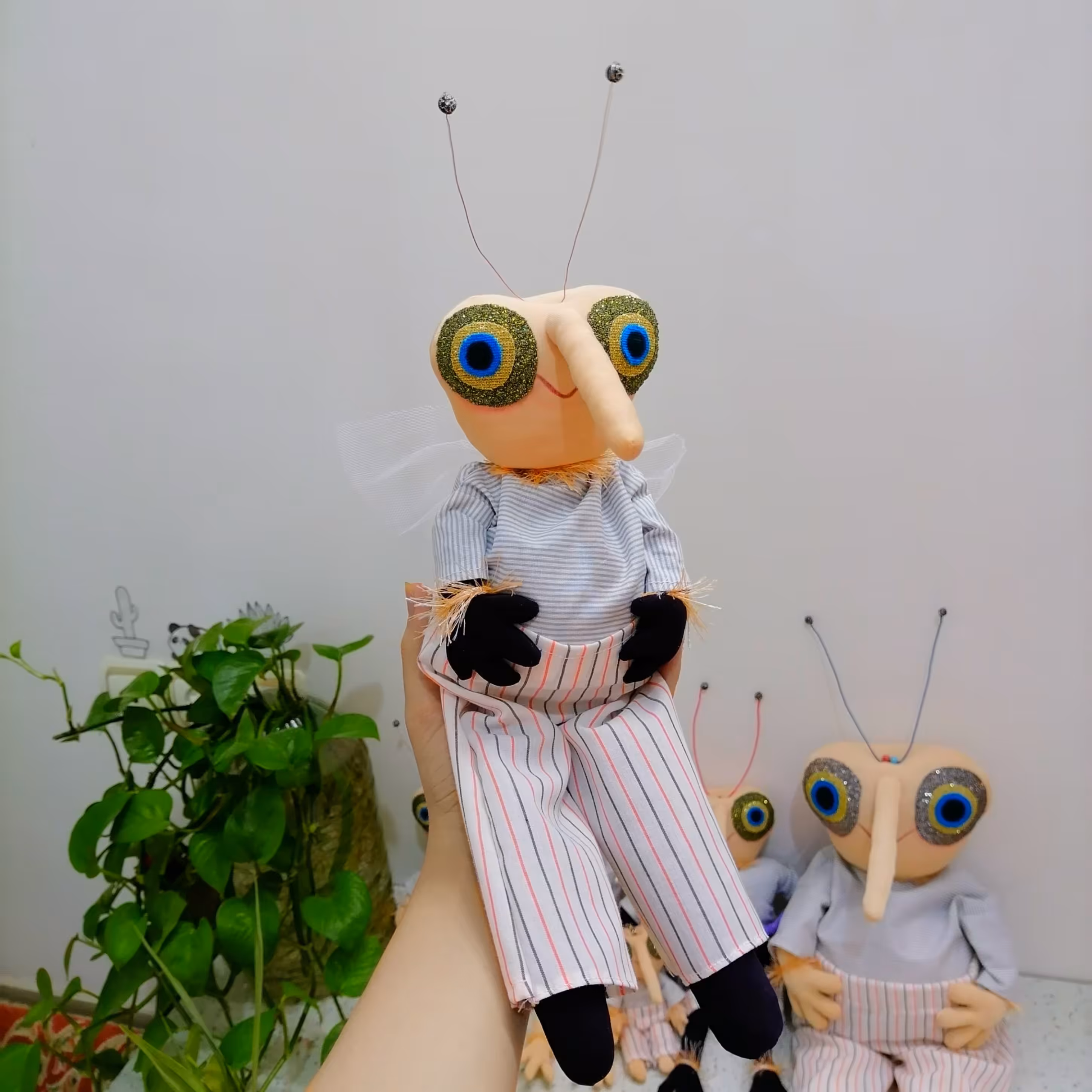 عروسک بده بزنیم عروسک پشه عروسک پشه مهمونی 