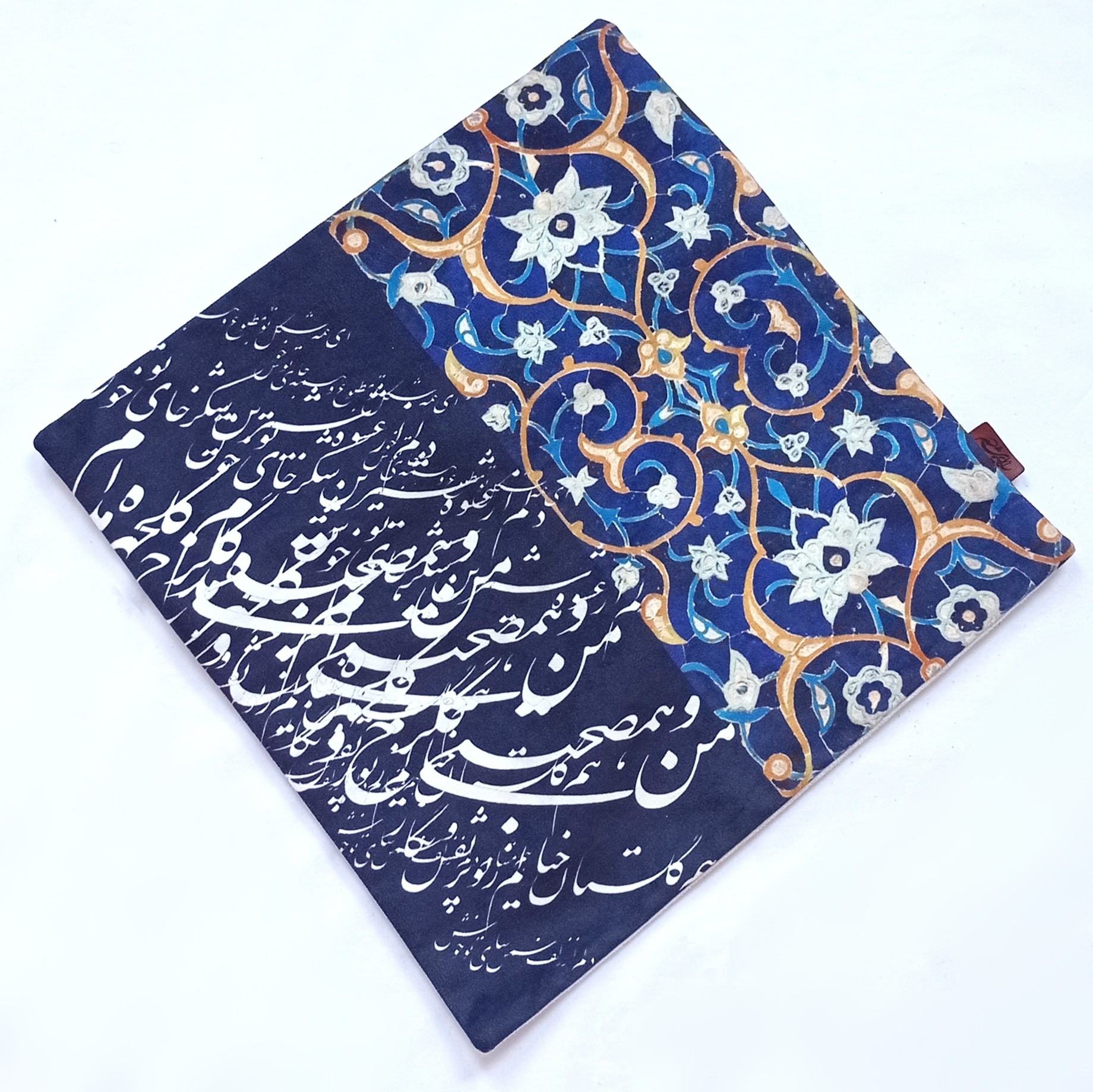 کاور کوسن مخمل کوبیده (یک عدد) سایز 40 در 40 طرح  کاشی و خطاطی