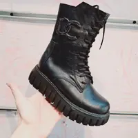 نیم بوت زنانه تمام چرم طبیعی پوست خالص بندی زیپی زیره یخ شکی اسپرت دخترانه بسیار گرم برای فصول سرد تولید تبریز