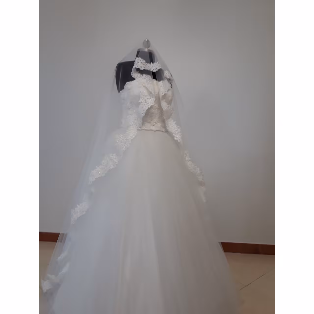 لباس عروس مدل اسکارلت کد 2