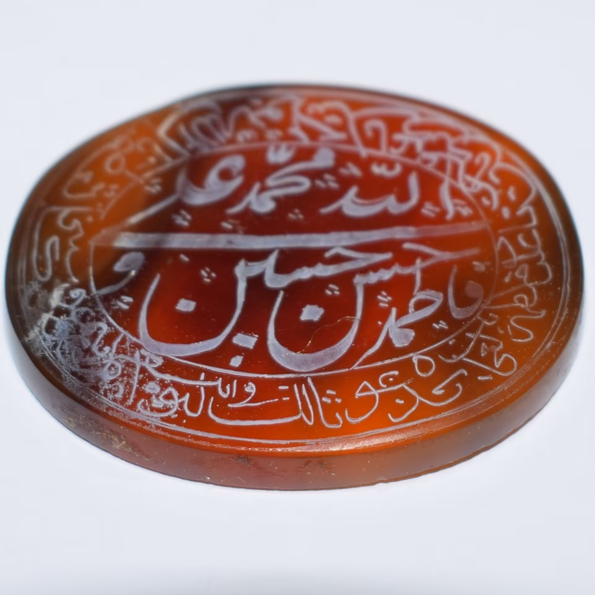 سنگ عقیق یمنی ( خط پیازی )