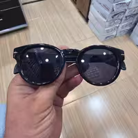 عینک آفتابی اسپرت دیوید بکهام رنگ مشکی ارسال رایگان 