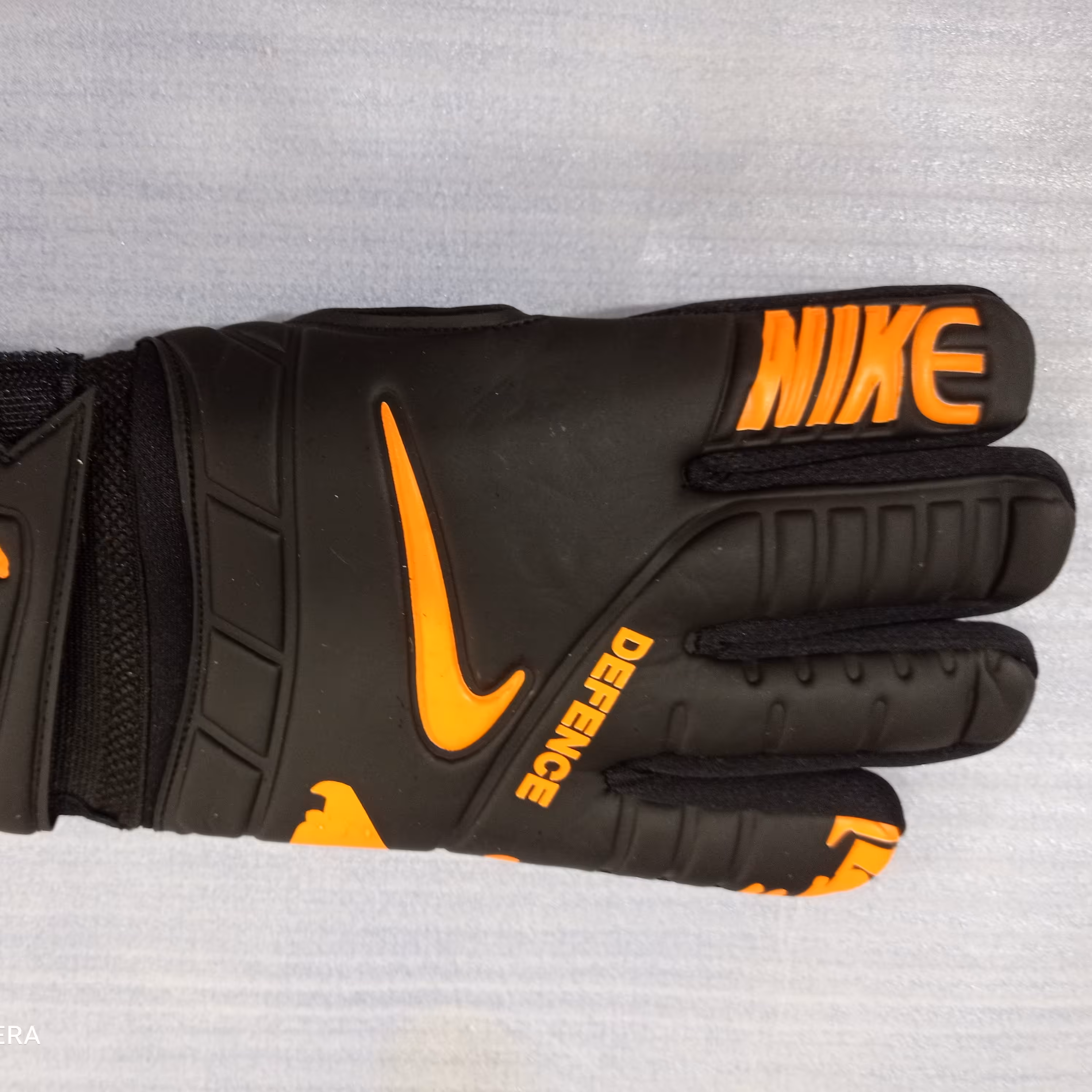 دستکش دروازه بانی نایک