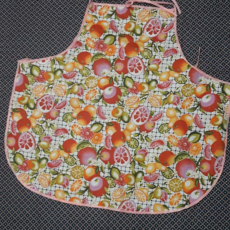 پیشبد اشپز خانه.دولایه .پارچه جنس علی وزیره مشما بچه دوخته شده 