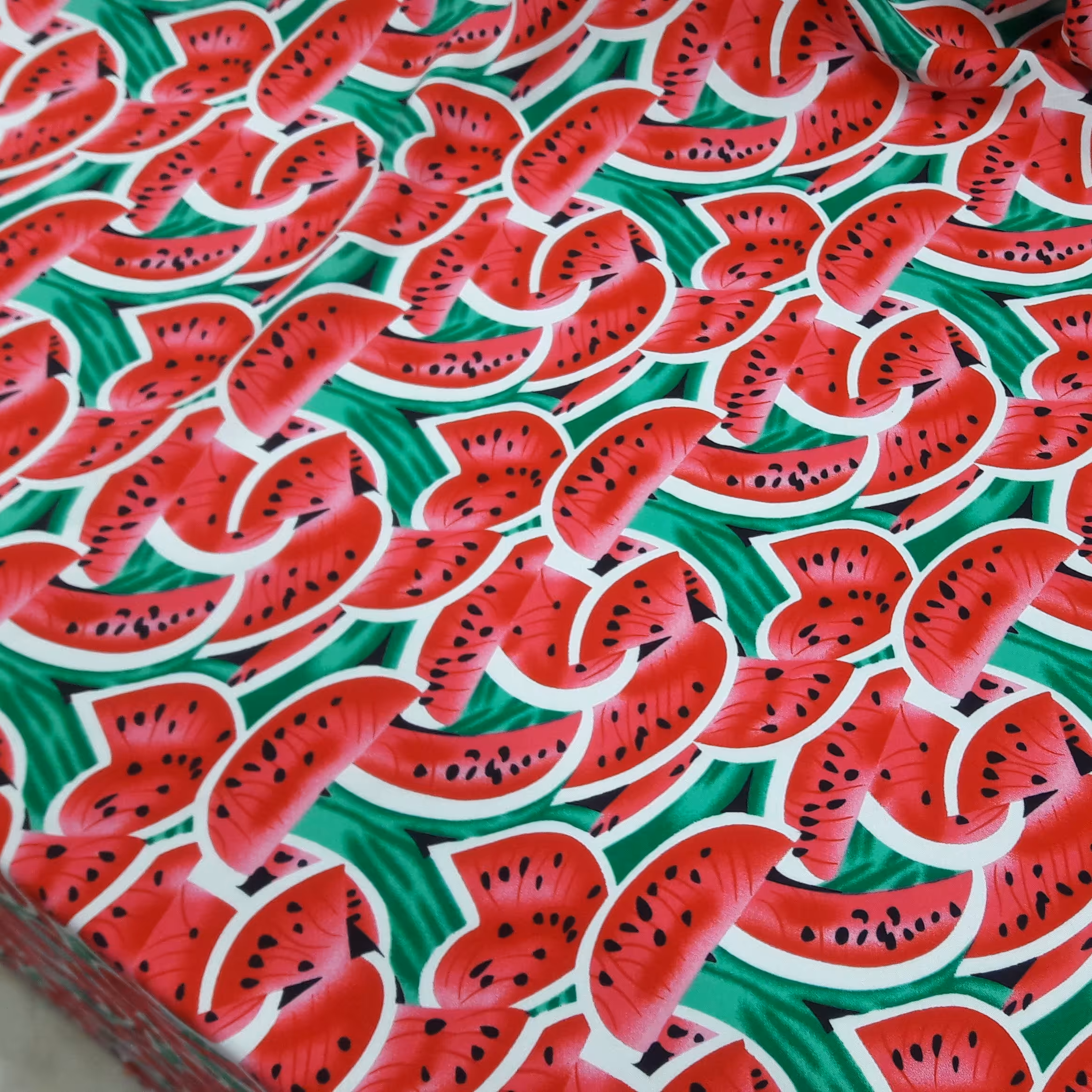 پارچه نخی نانو چاپ دیجیتال  طرح یلدایی 