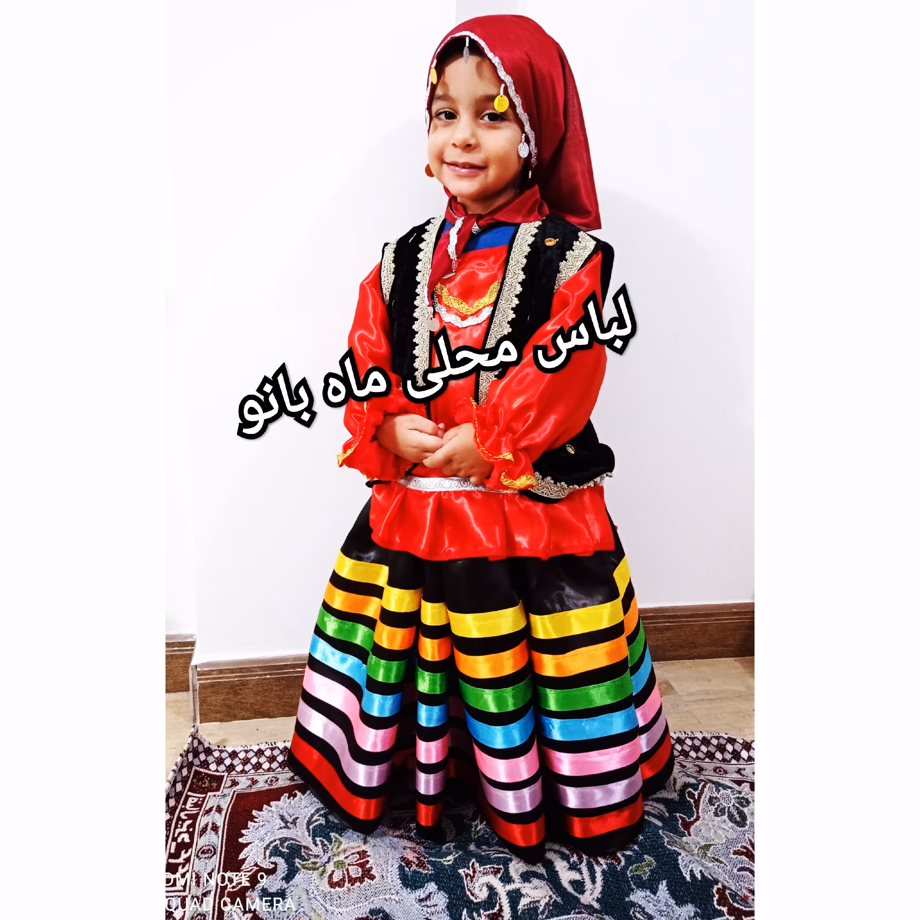 لباس محلی قاسم ابادی و گیلانی دخترانه و زنانه ساتن.به همراه سربند های زیبا پولک دوزی و سکه دوزی.