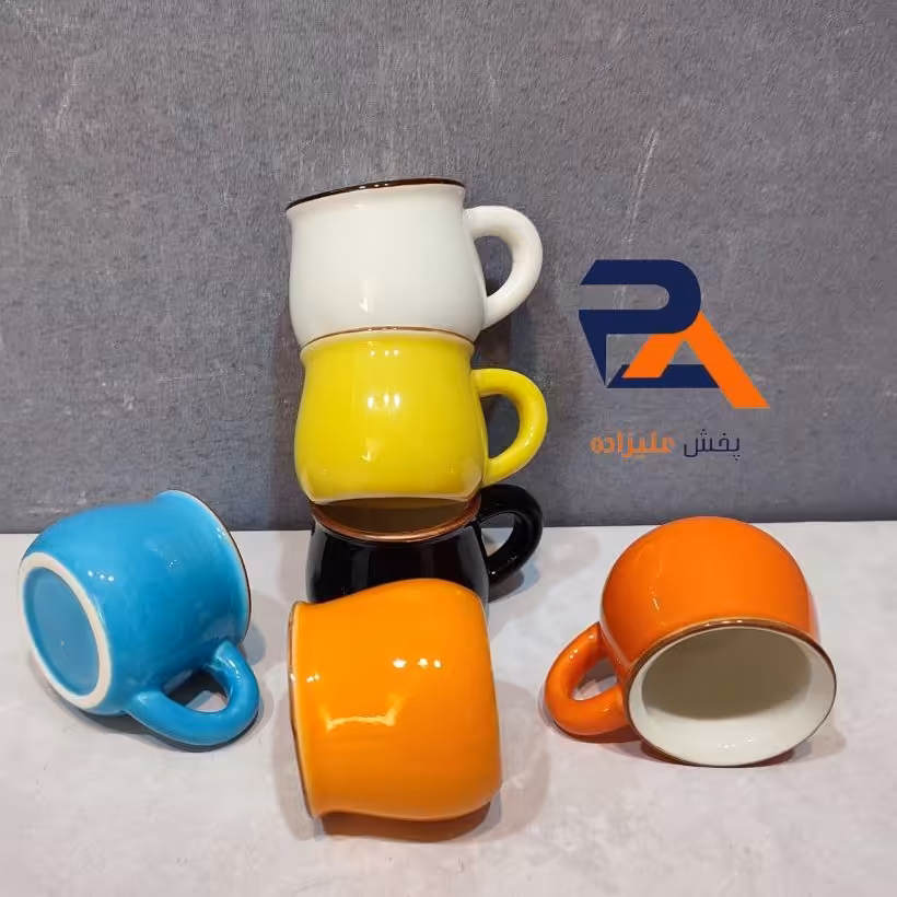 شات کافی اسپرسو  قهوه خوری سرامیکی  دسته دار صادراتی دارای رنگبندی مناسب میباشد 