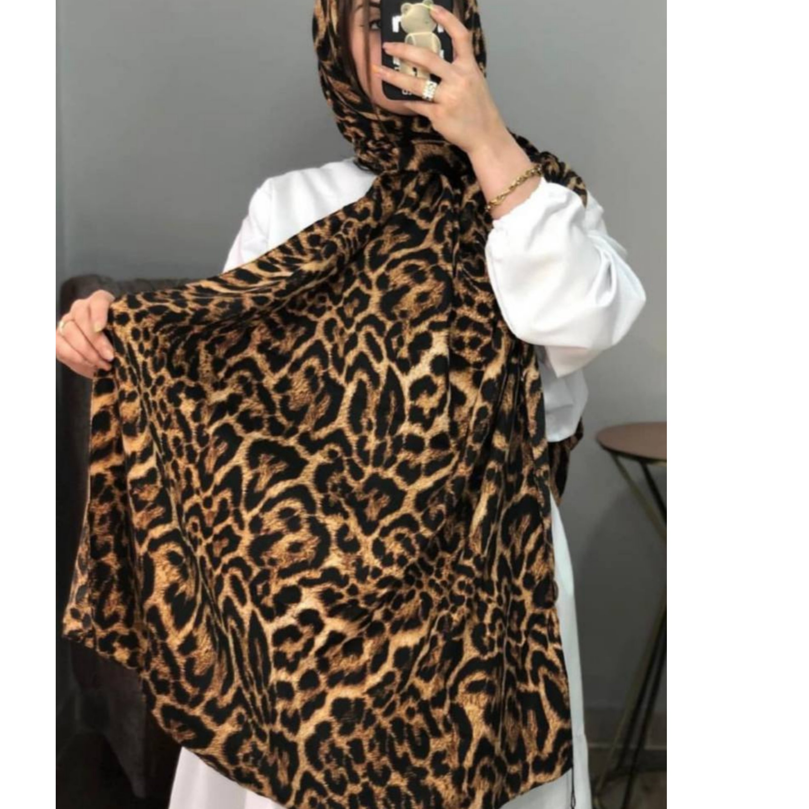 شال نخی مدل پلنگی با تخفیف ویژه