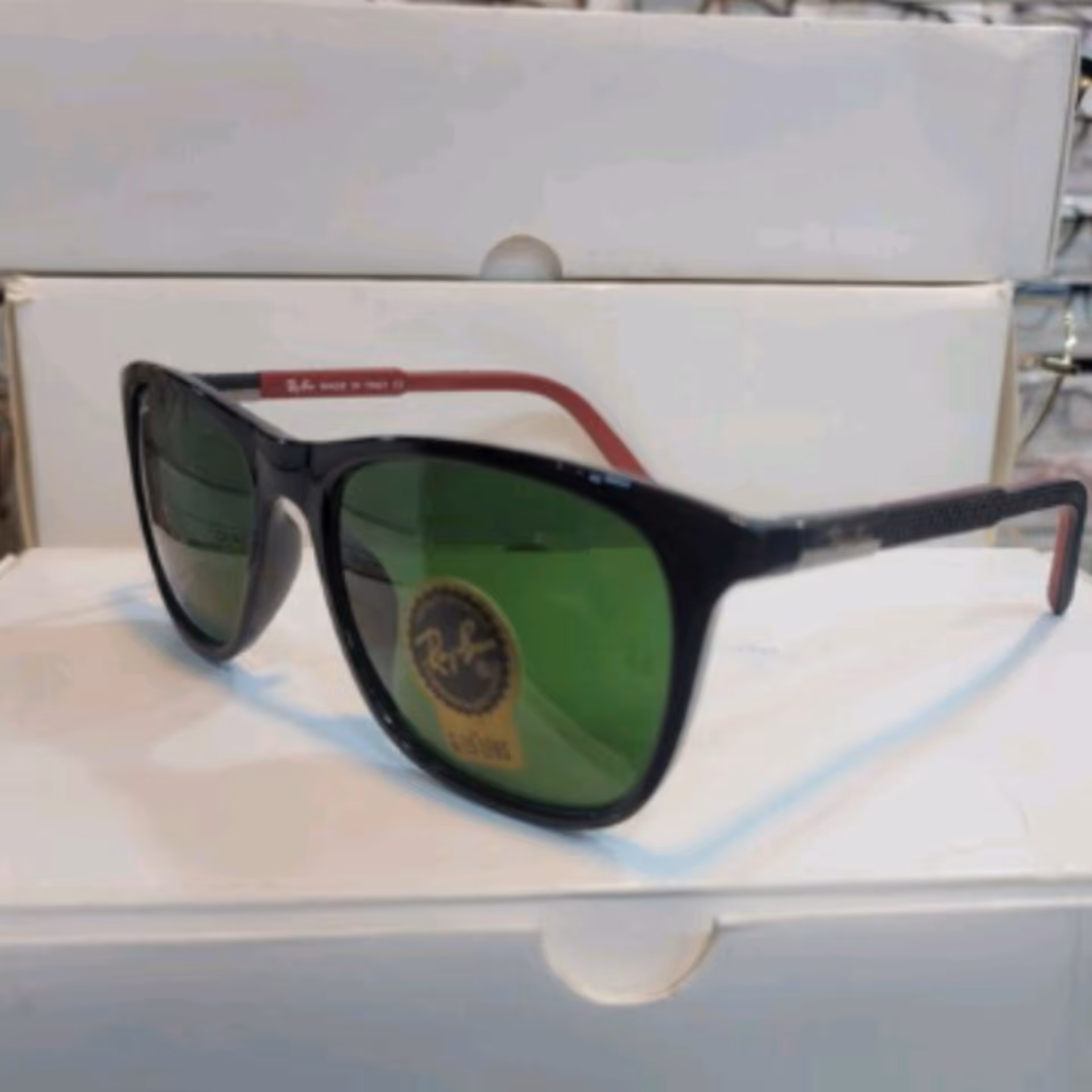 عینک آفتابی مردانه ریبن با لنز شیشه یووی 400