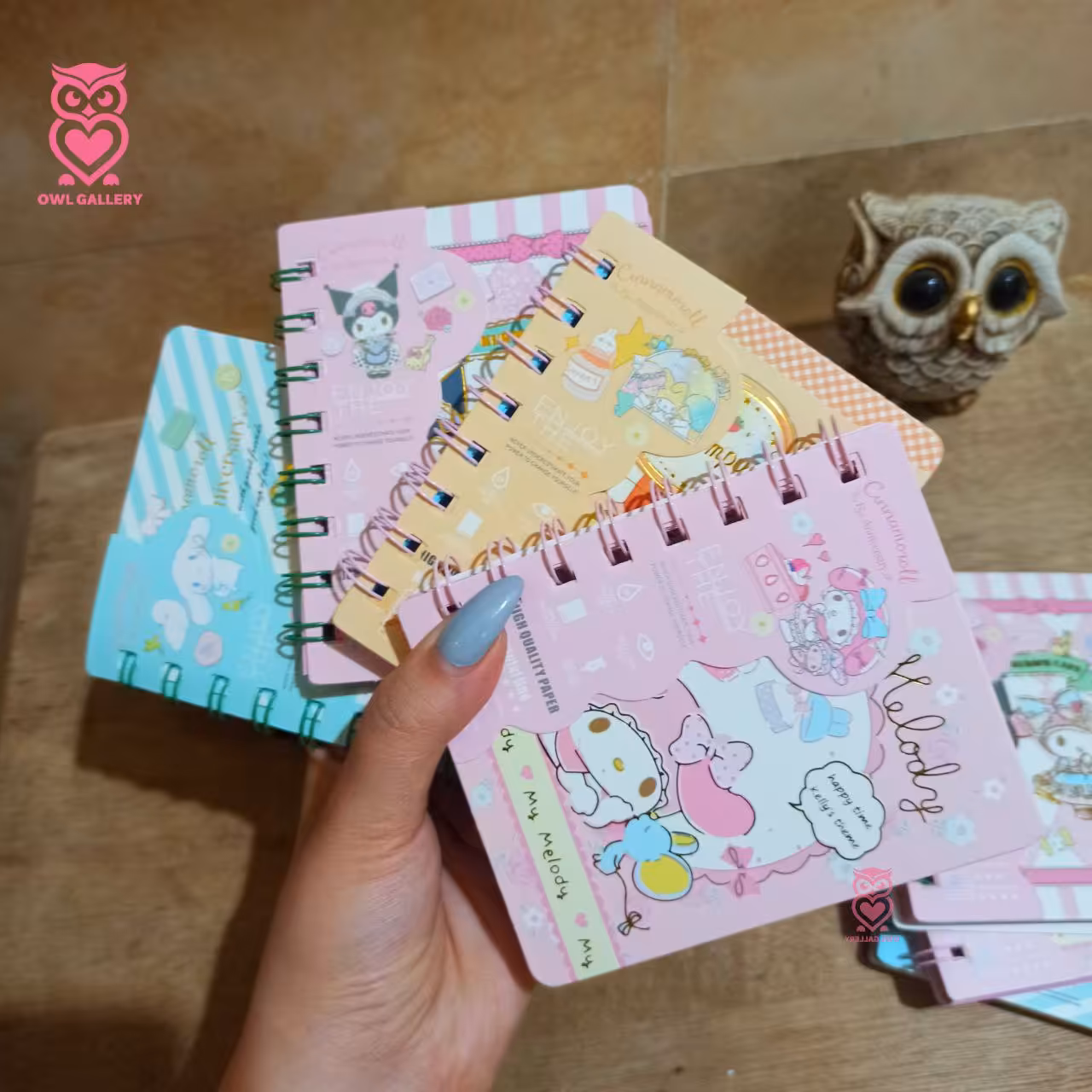 دفترچه یادداشت دوجلده سیمی طلاکوب طرح ملودی کرومی و دوستان