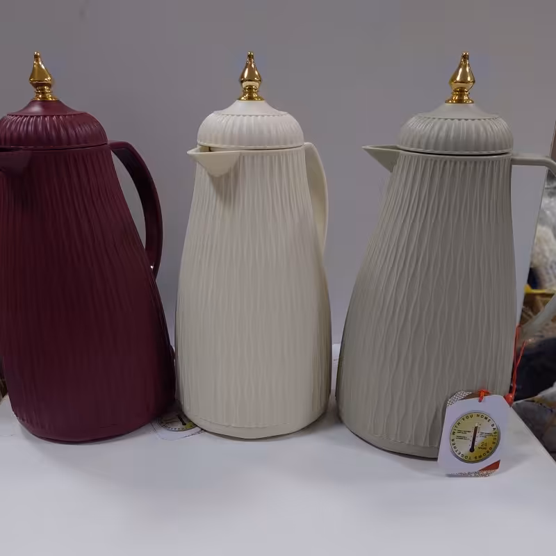 فلاکس یه لیترمارک رگال شیشه صورتی بسیارباکیفیت 