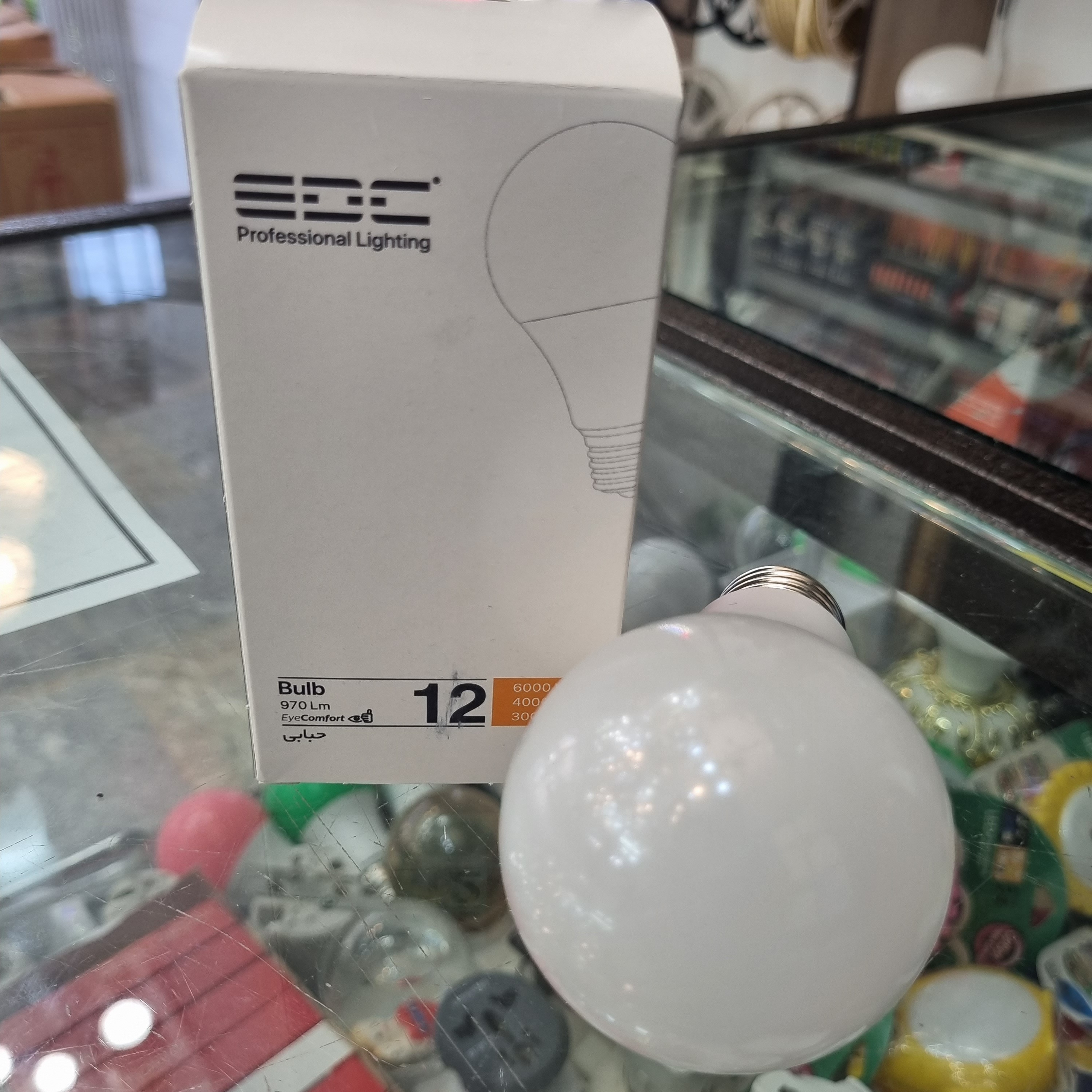لامپ حبابی led 12w برند EDC