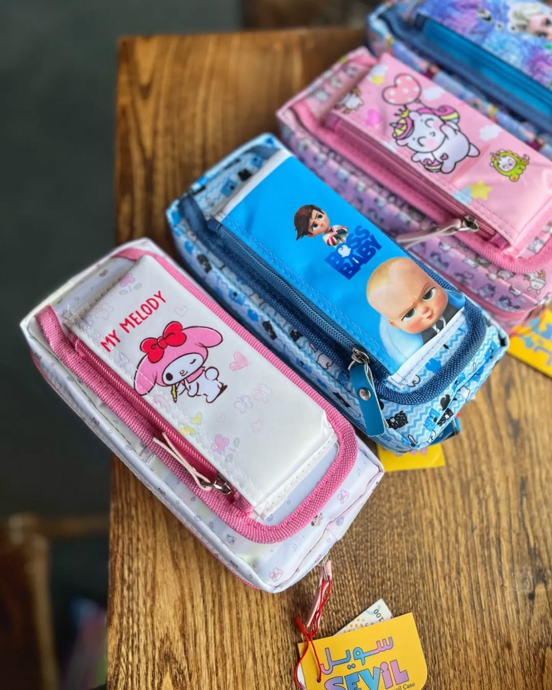 جامدادی سه زیپ جیب چسبی سویل کد 3100