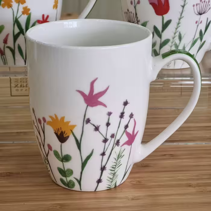 ماگ گلدار  سرامیکی  زیبا وارداتی