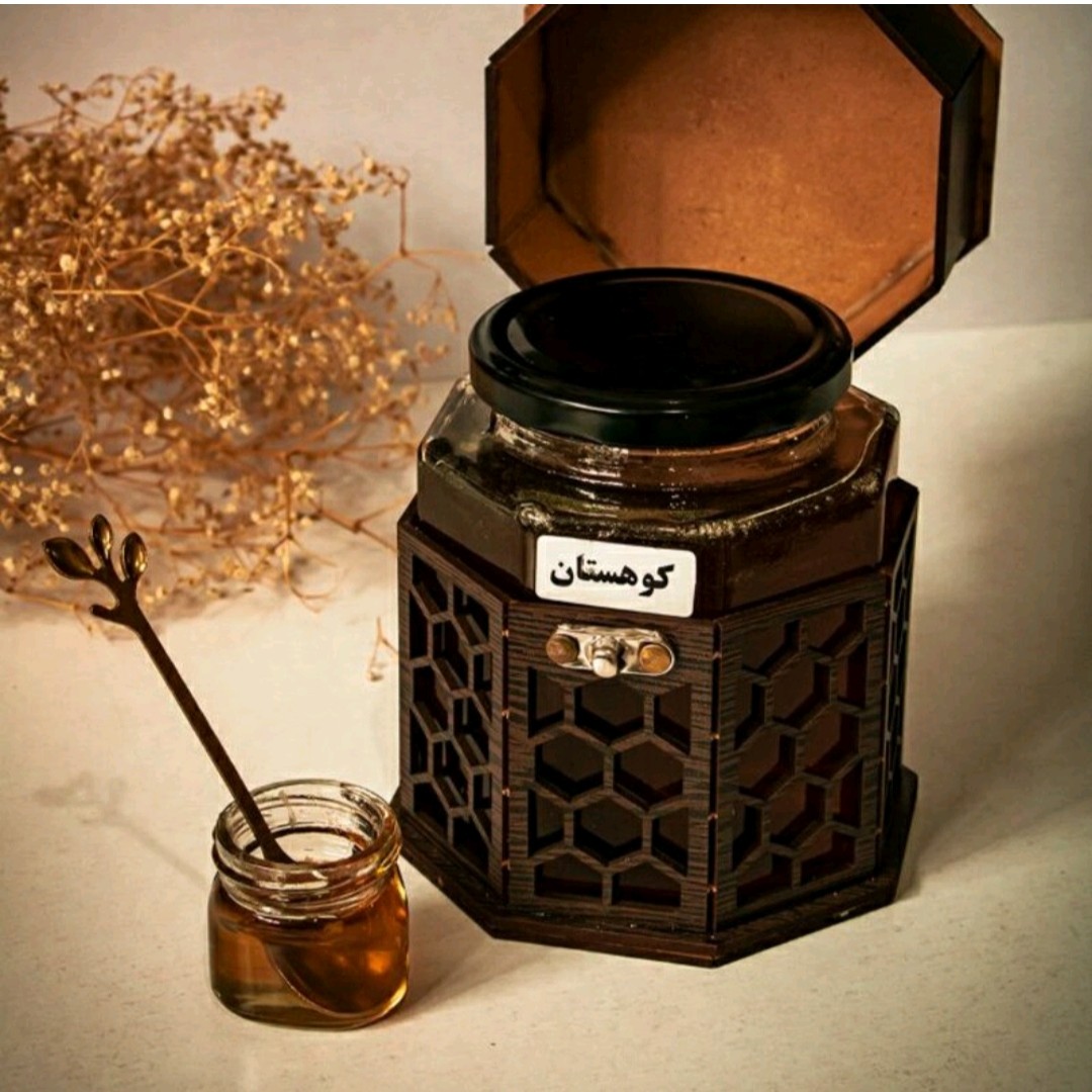 عسل کوهستان با جعبه چوبی آنتیک