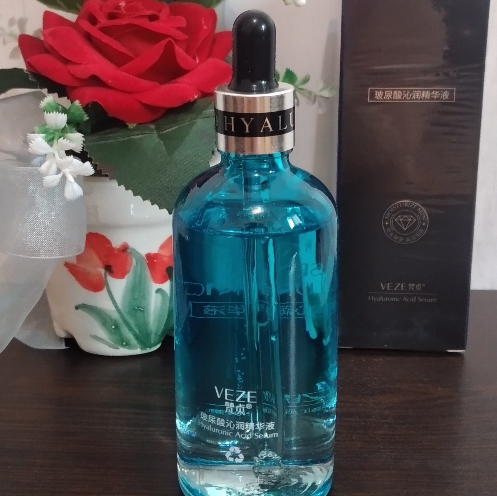 سرم صورت هیالورونیک اسید ونزن